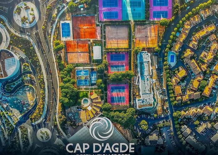 Agatha, T2 Premium Tennis Center Apartment