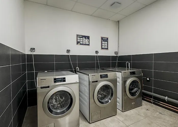 Agatha, T2 Premium Tennis Center * Agde