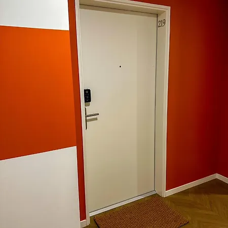 Agatha, T2 Premium Tennis Center