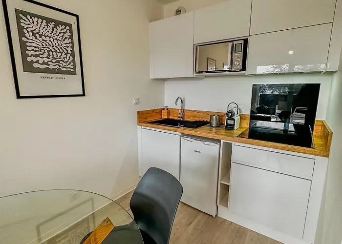 Agatha, T2 Premium Tennis Center *